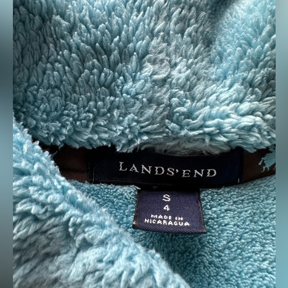 Hoodies - Picture 3 of 5